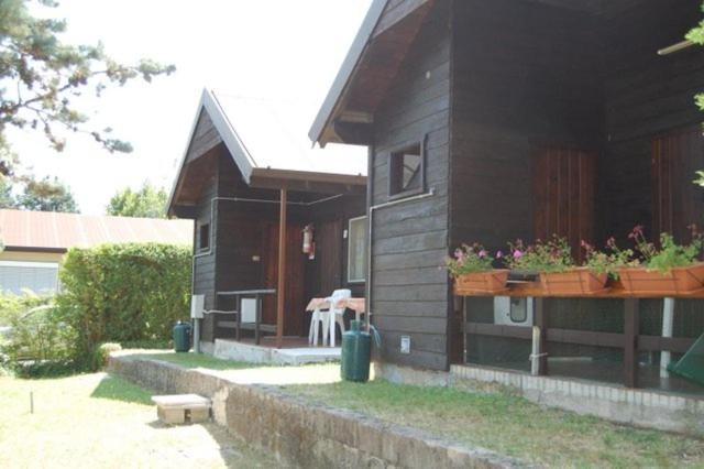 Campeggio Trevisago Iris Park Moniga del Garda Zimmer foto