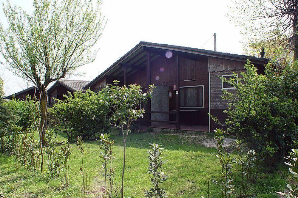 Campeggio Trevisago Iris Park Moniga del Garda Exterior foto